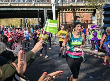 A Samaritans runner at the 2023 London Marathon