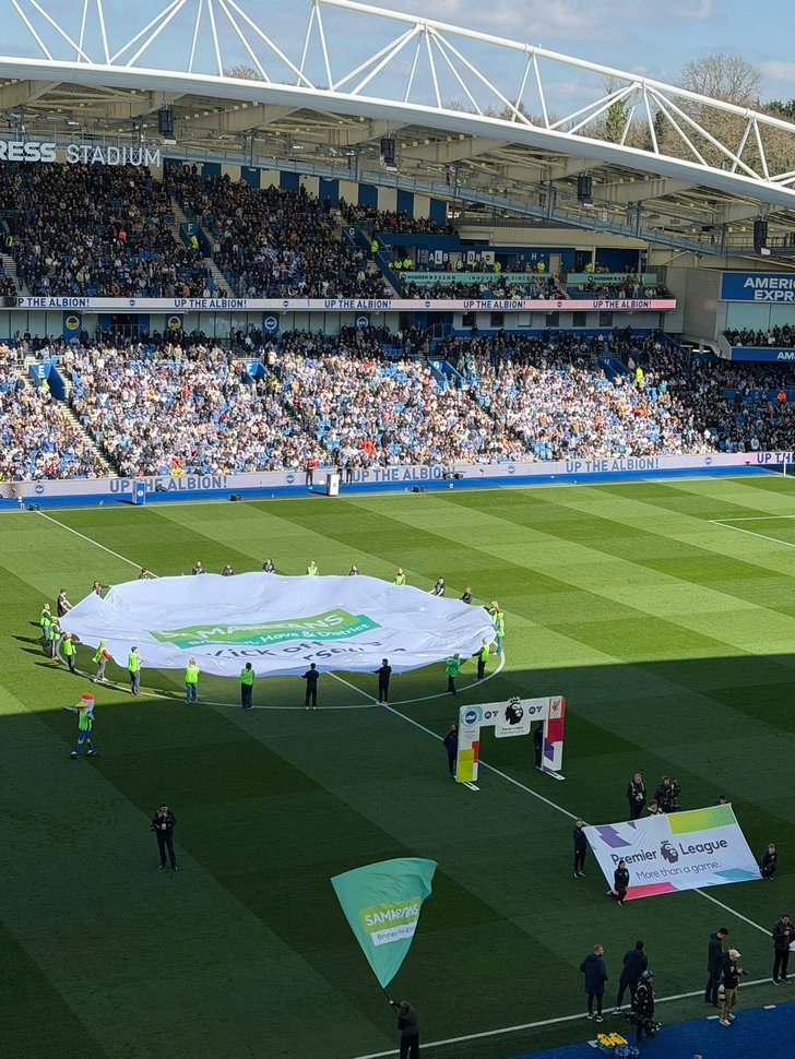Centre Circle 2