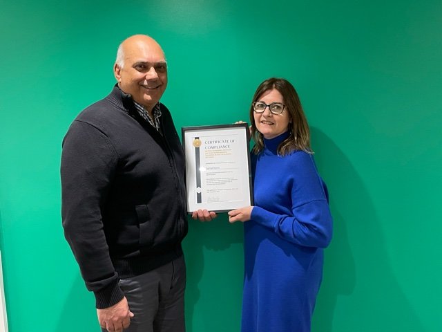 Samaritans presented Certificate of Compliance "Safeguarding Children in Out of School Settings"