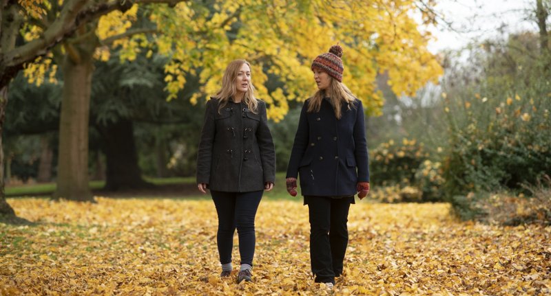 Women-walking-winter