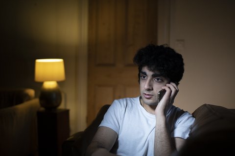 phone-night-teenager