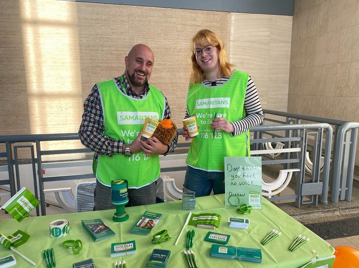 Doncaster station vols WMHD David and Ellie 2