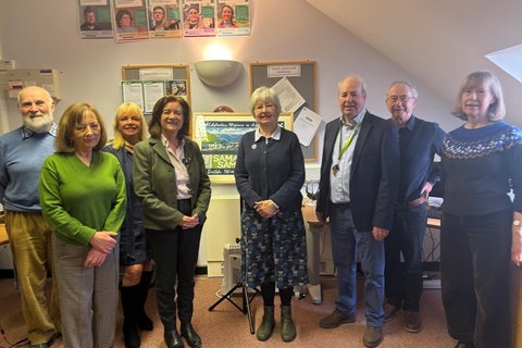 Eluned Morgan with Aberystwyth volunteers 13 February 2026