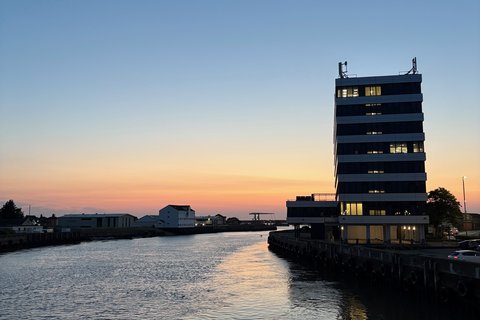 Haven Bridge House Night