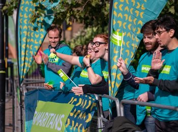 Cheerers at London Marathon 2021