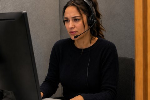 Samaritans listening volunteer