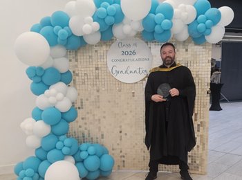 Gareth Matthews, a Samaritans volunteer of eight years, returned to education and graduated from Ayrshire College, receiving the ‘Making a Difference in the Community Award’.