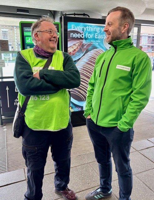 Volunteers at Swindon Station 3
