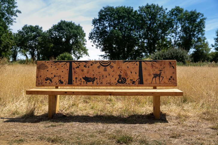 Cala listening bench 2