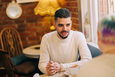 Men-cafe-conversation