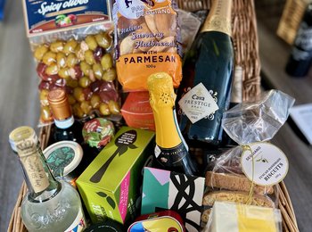 Hamper