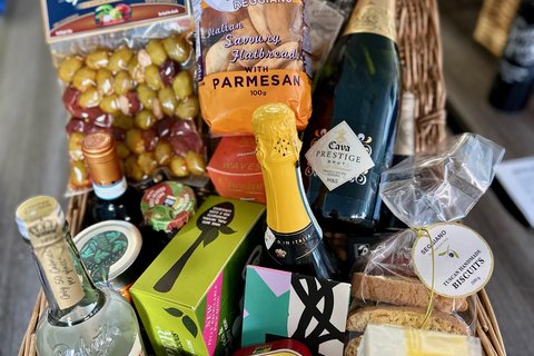 Prize boozy hamper
