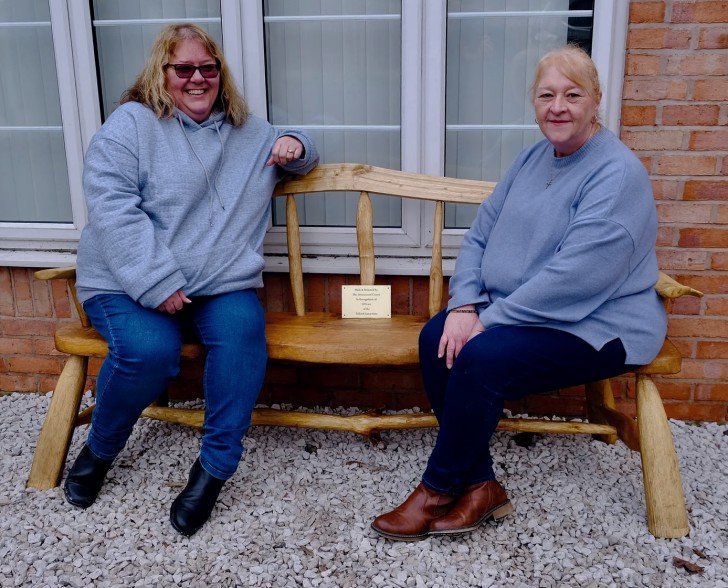 jim-hawkins-hello-you