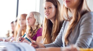 schools-pupils-talk.jpg