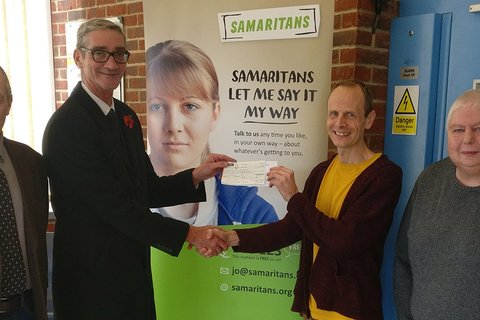 twitter-Sams-cheque.jpg